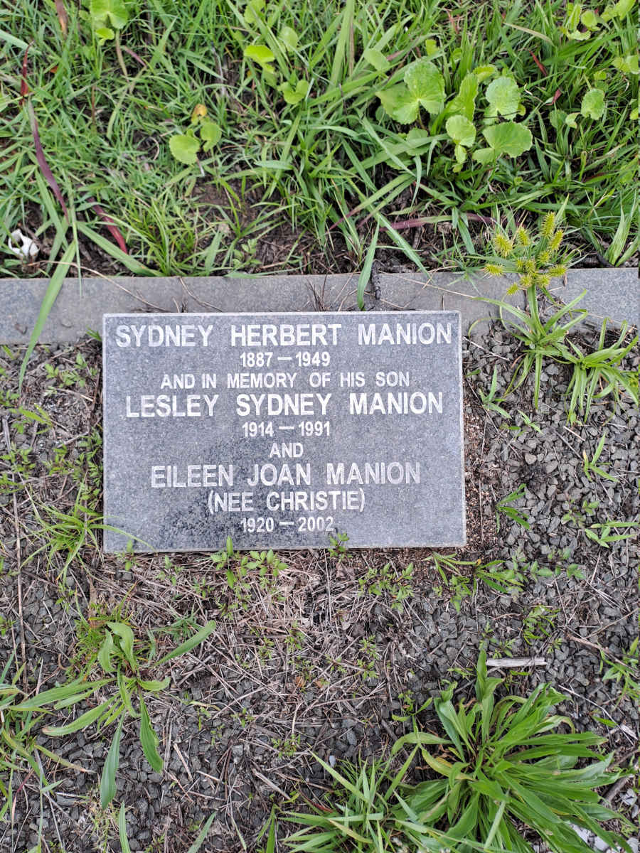 MANION Sydney Herbert 1887-1949 :: MANION Lesley Sydney 1914-1991 :: MANION Eileen Joan nee CHRISTIE 1920-2002