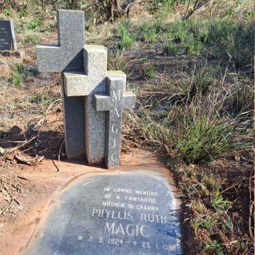 MAGIC Phyllis Ruth 1924-1986