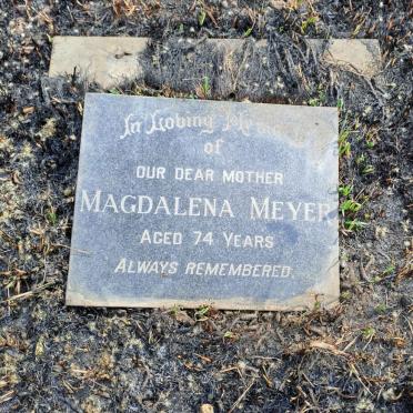 MEYER Magdalena 
