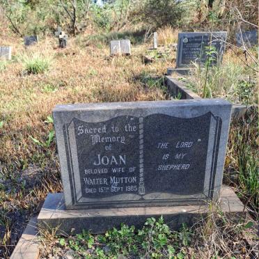 MUTTON Joan -1985