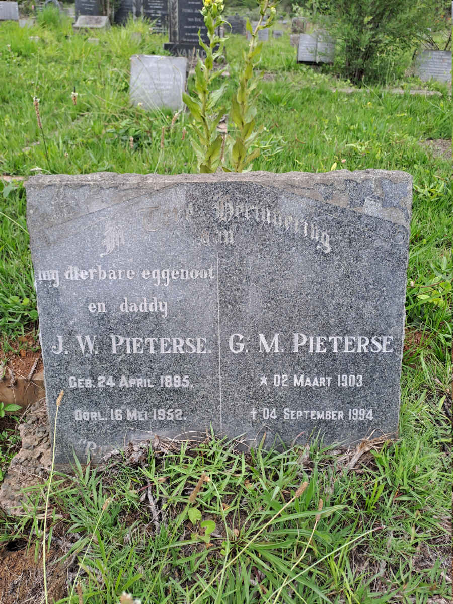 PIETERSE J.W. 1895-1952 :: PIETERSE G.M. 1903-1994