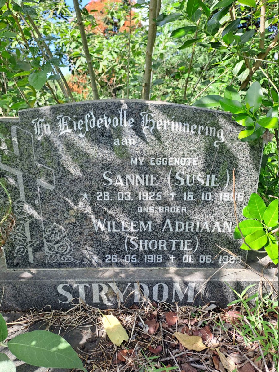 STRYDOM Willem Adriaan 1918-1989 & Sannie 1925-1986