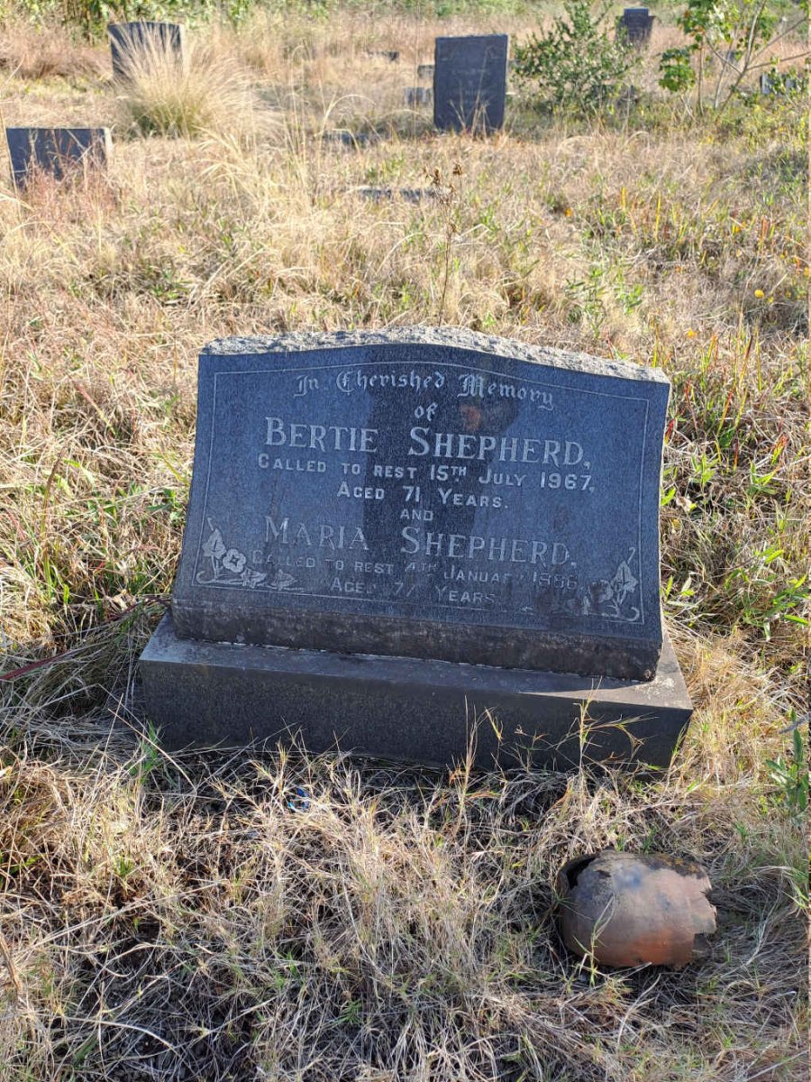 SHEPHERD Bertie -1967 & Maria -19?6