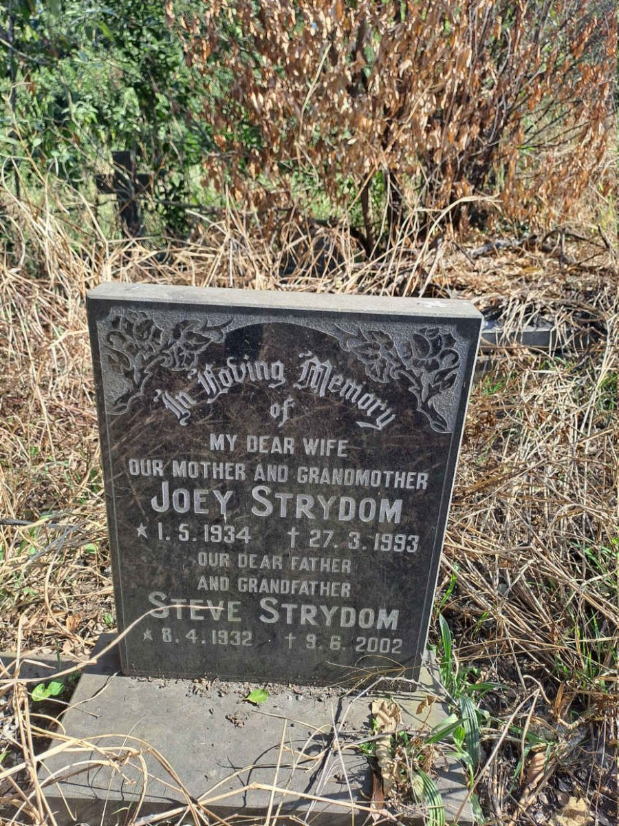 STRYDOM Steve 1932-2002 & Joey 1934-1993