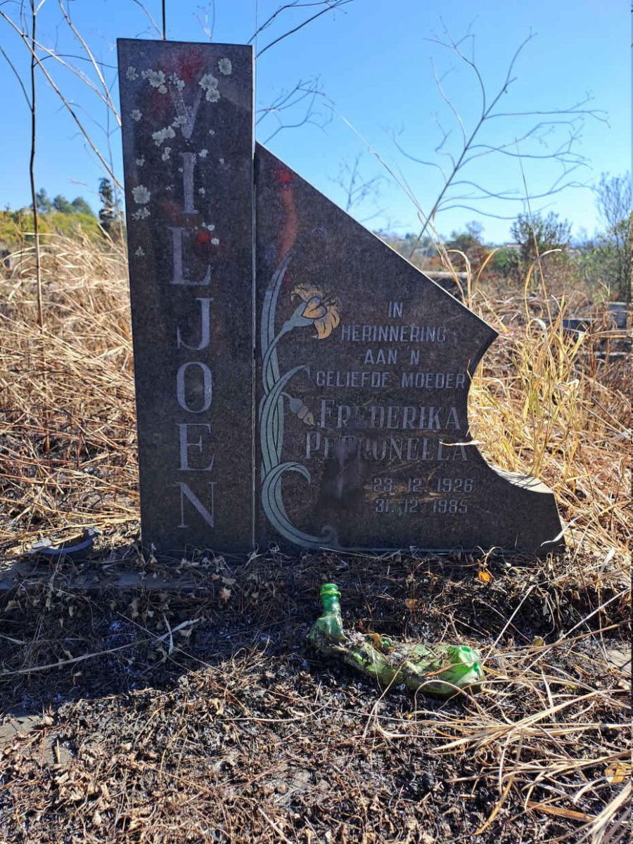 VILJOEN Frederika Petronella 1926-1985