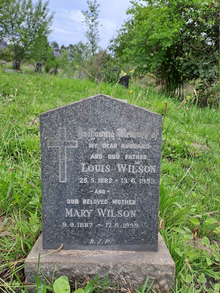 WILSON Louis 1882-1953 & Mary 1887-1959