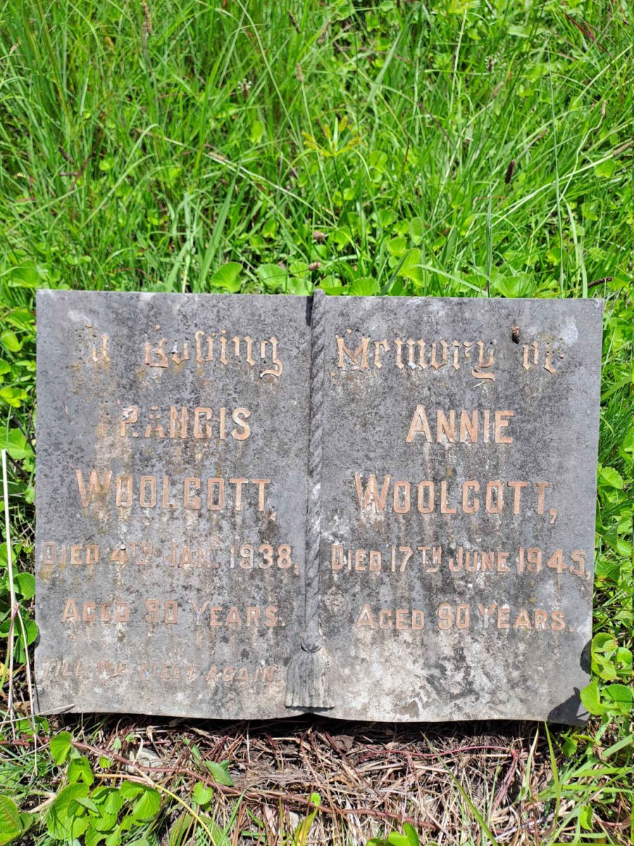 WOOLCOTT Francis -1938 & Annie -1945