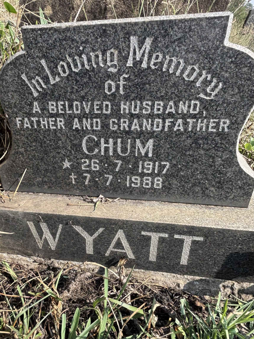WYATT Chum 1917-1988