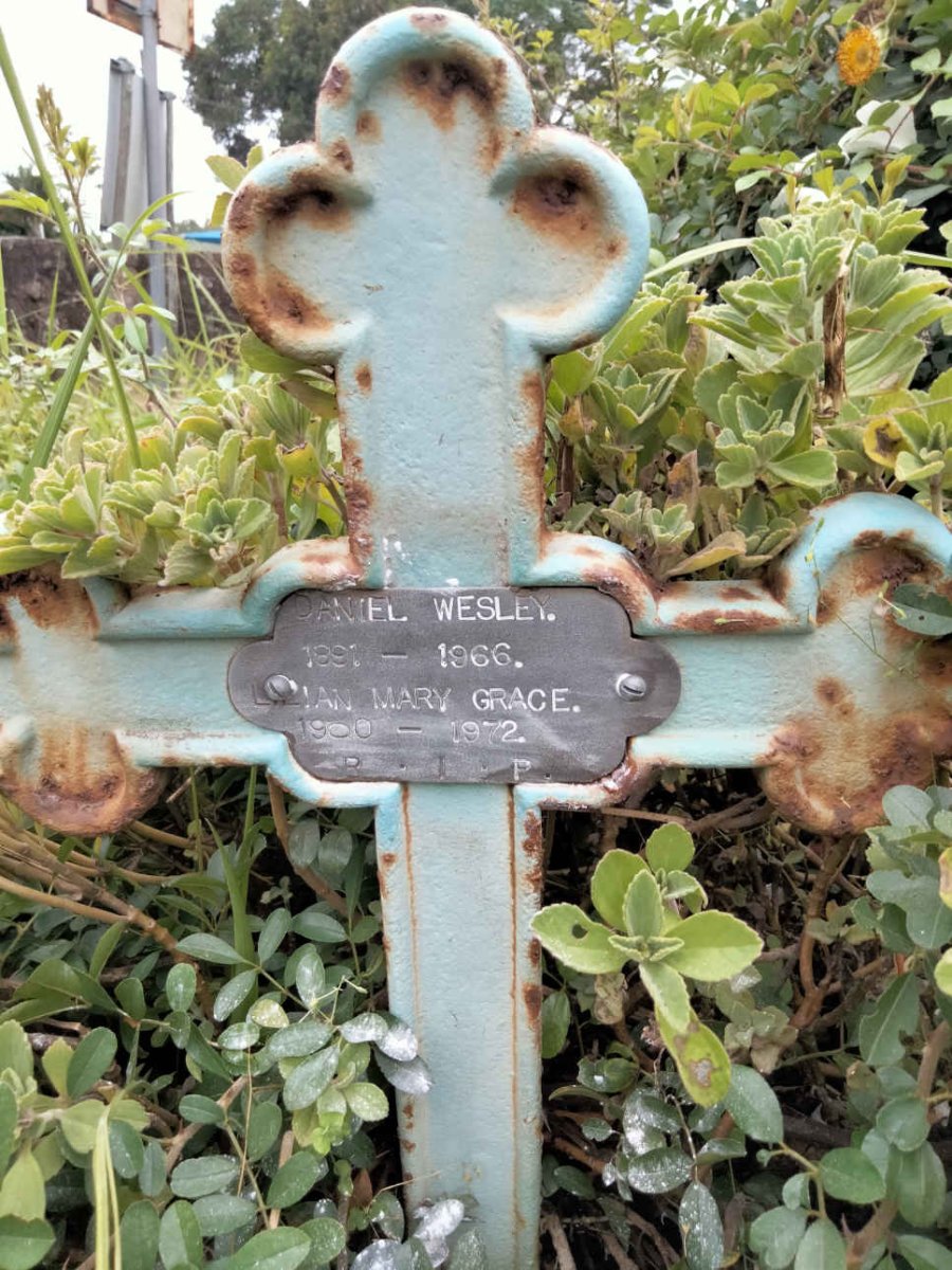 WESLEY Daniel 1891-1966 & Lilian Mary Grace 1900-1972