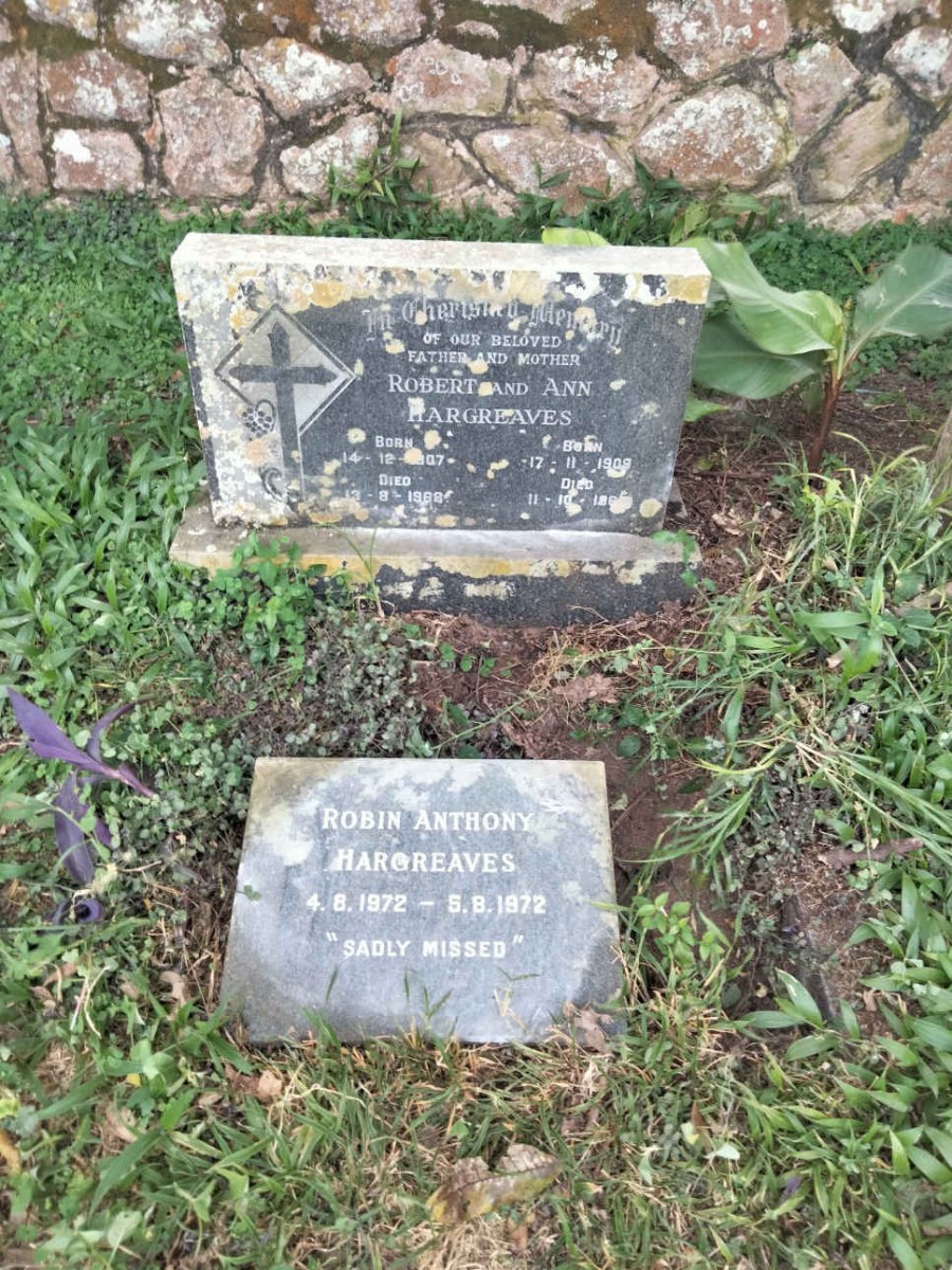 HARGREAVES Robert 1907-1968 & Ann 1909-1962 :: HARGREAVES Robin Anthony 1972-1972