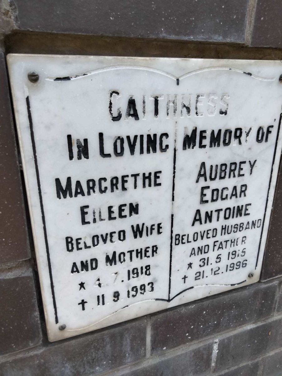 CAITHNESS Aubrey Edgar Antoine 1915-1996 &amp; Margrethe Eileen 1918-1993