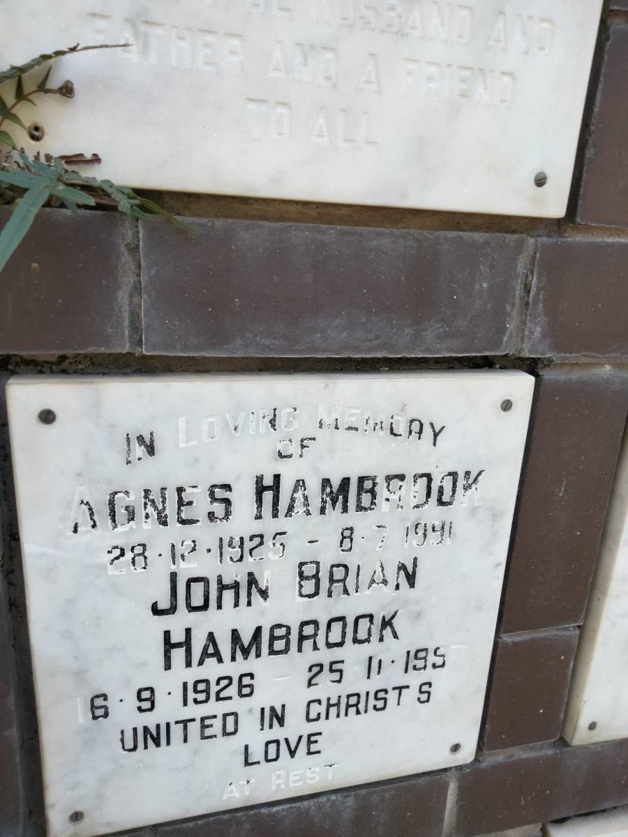 HAMBROOK John Brian 1926-1997 &amp; Agnes 1925-1991