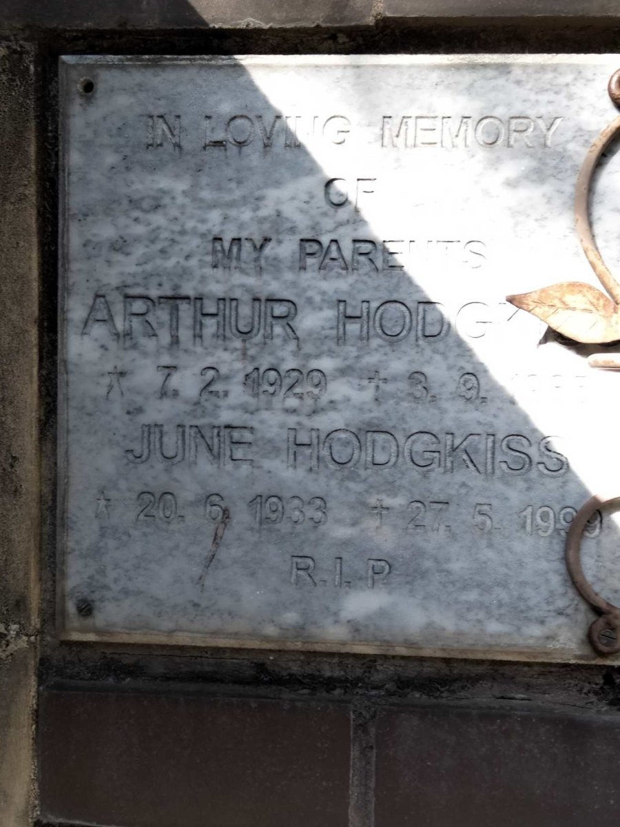 HODGKISS Arthur 1929-19?? &amp; June 1933-1999