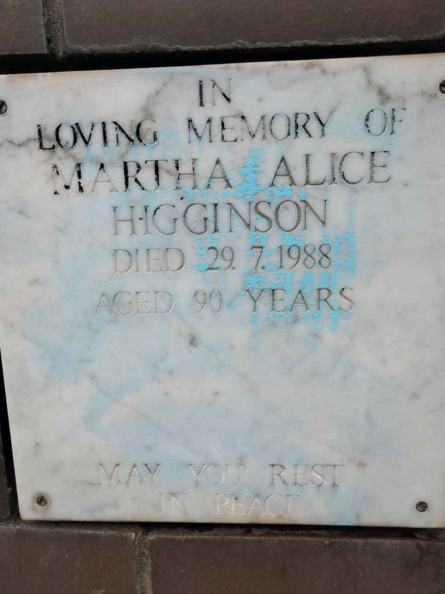 HIGGINSON Martha Alice -1988