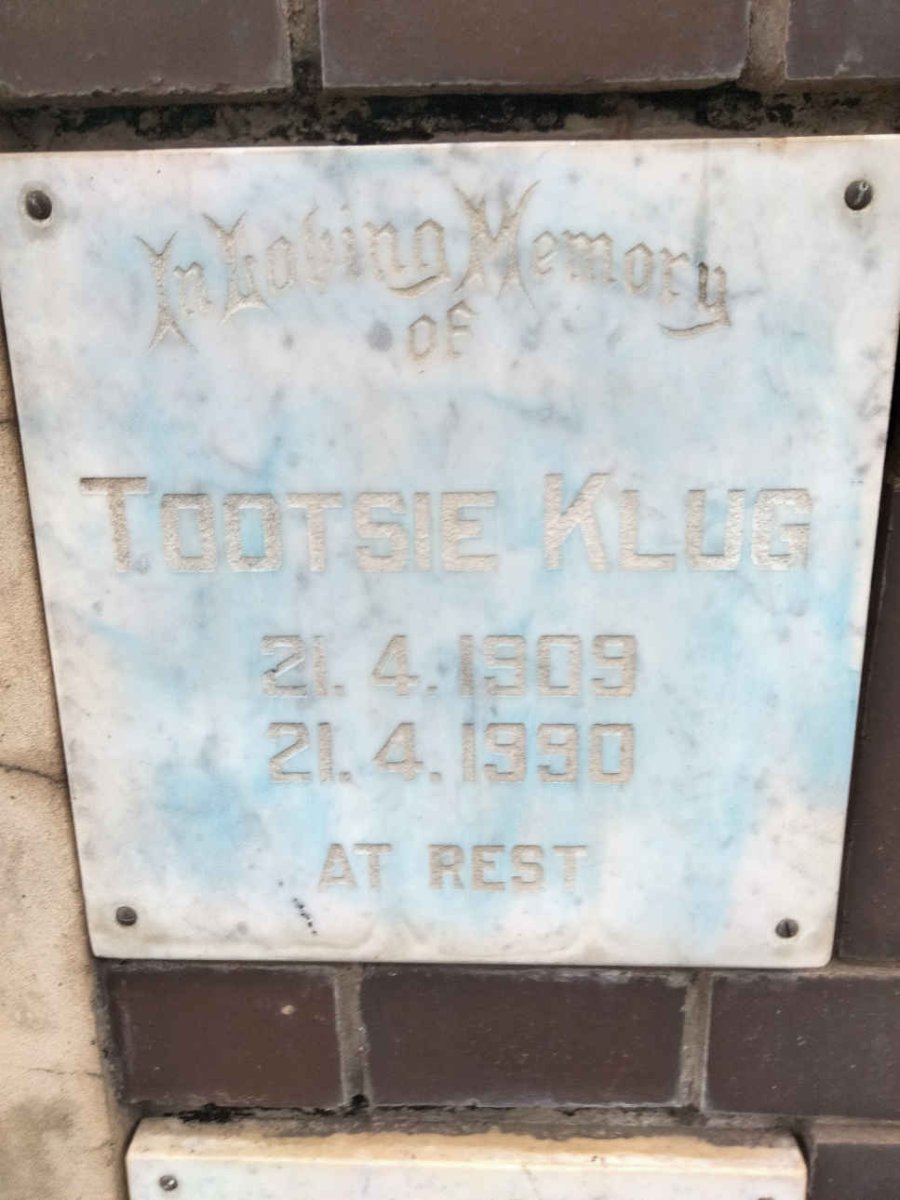 KLUG Tootsie 1909-1990