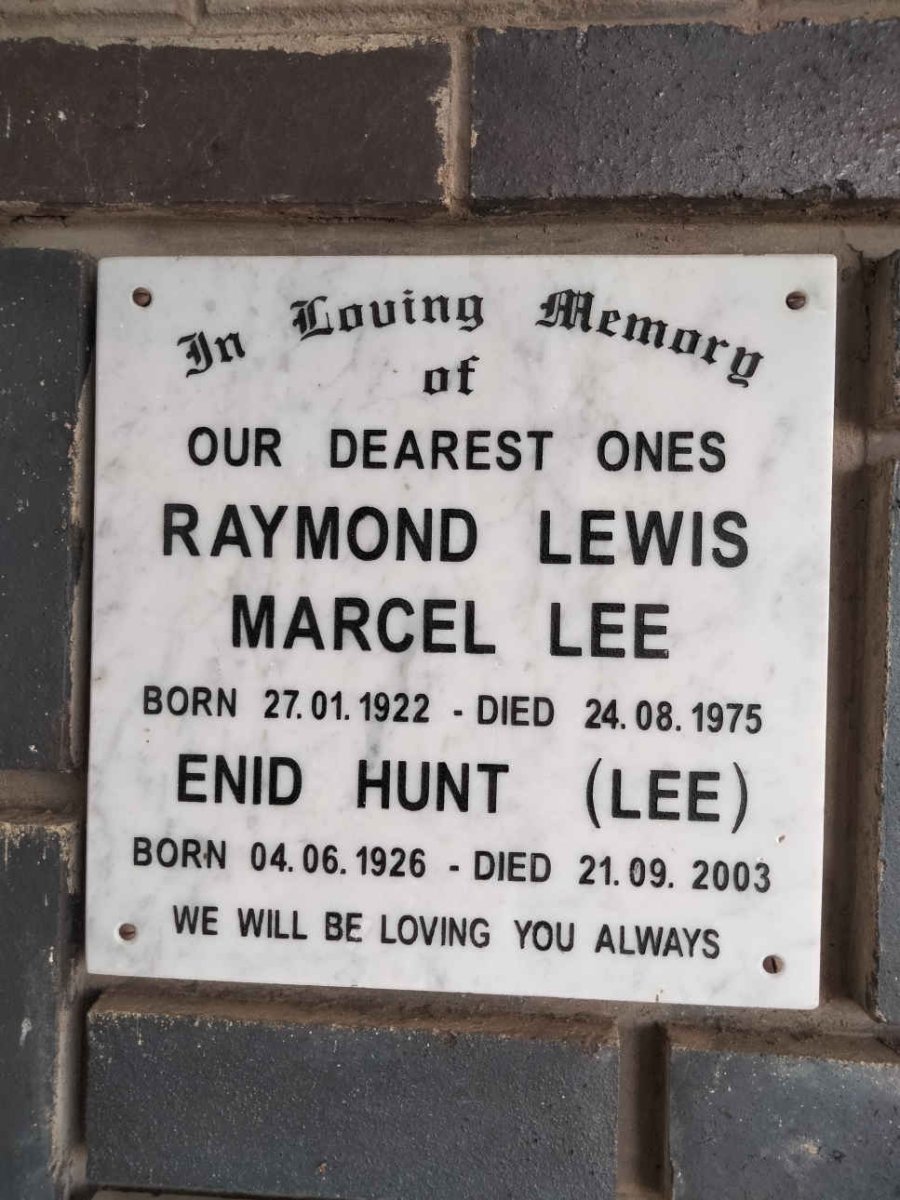 LEE Raymond Lewis Marcel 1922-1975 :: HUNT Enid nee LEE 1926-2003