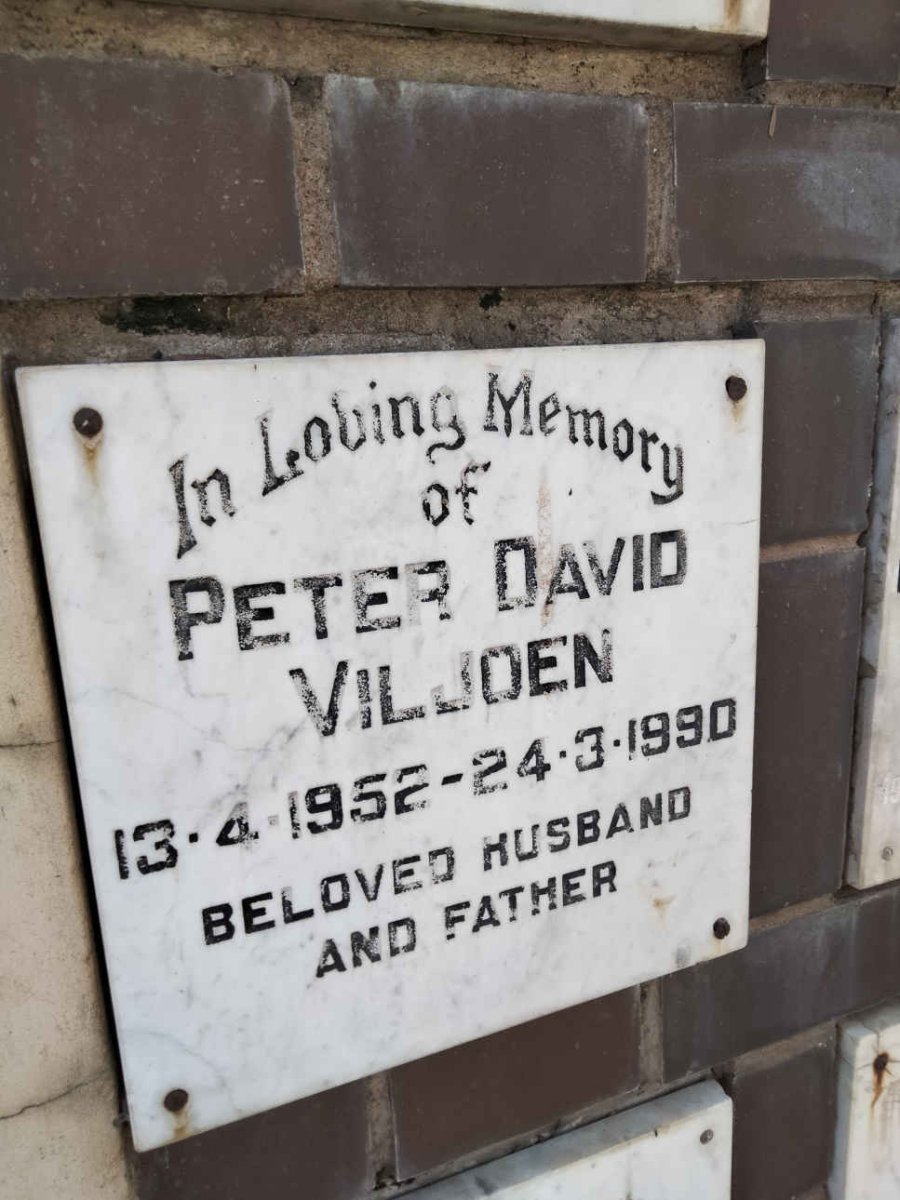 VILJOEN Peter David 1952-1990