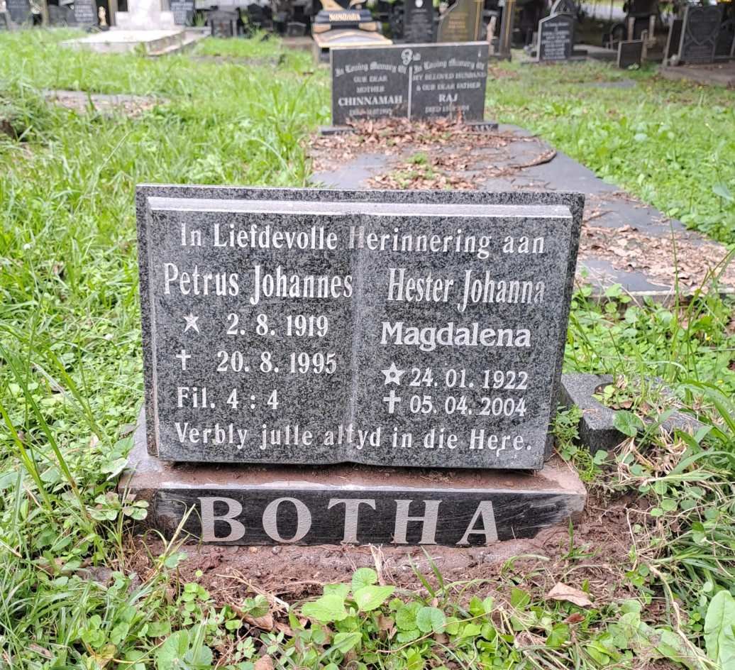 BOTHA Petrus Johannes 1919-1995 & Hester Johannes Magdalena 1922-2004