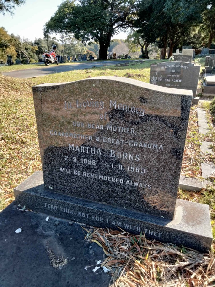 BURNS Martha 1898-1983