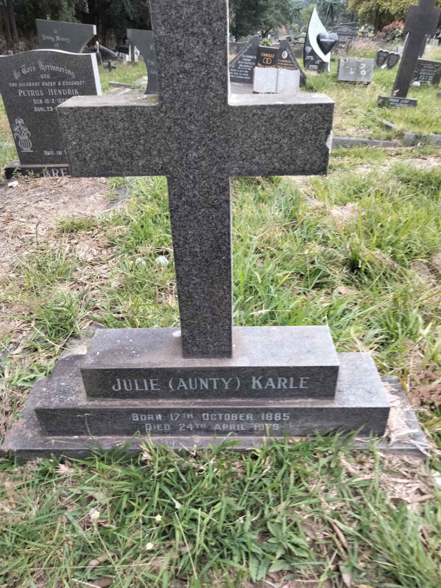 KARLE Julie 1885-1979