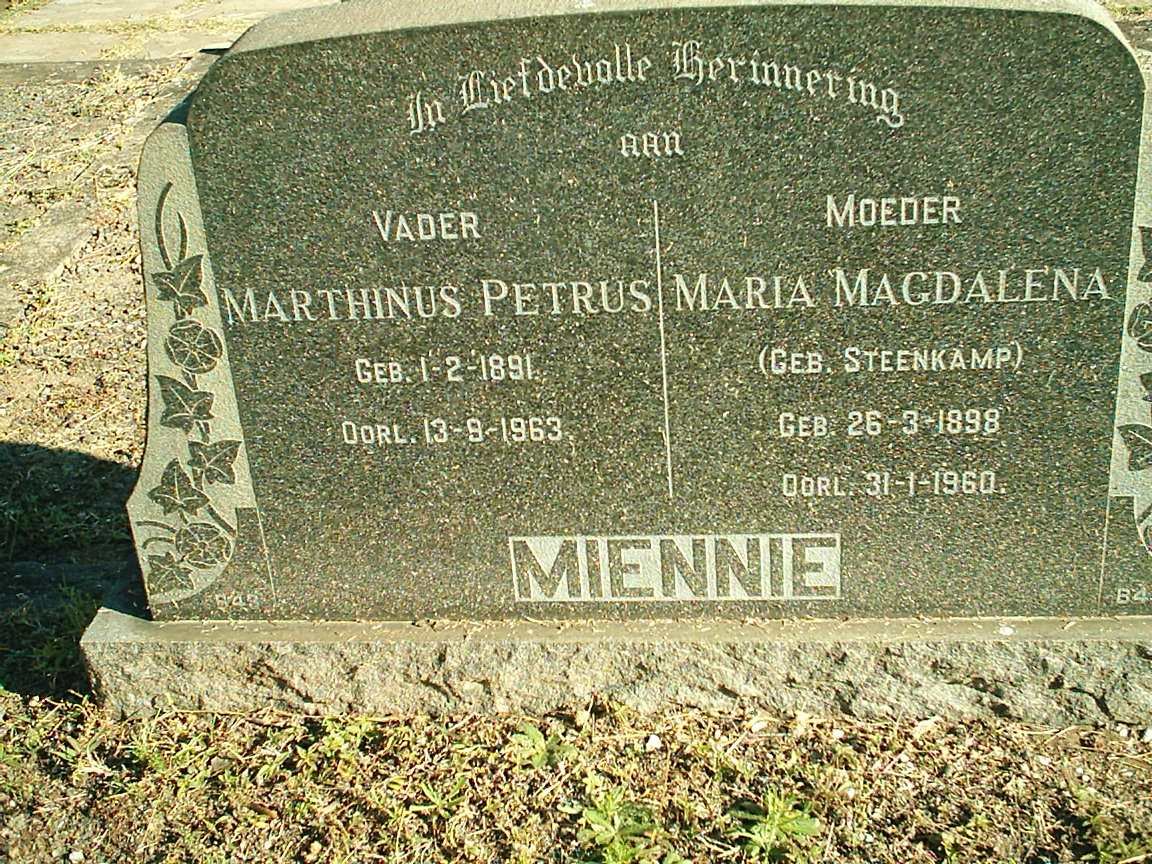 MIENNIE Marthinus Petrus 1891-1963 &amp;  Maria Magdalena STEENKAMP 1898-1960