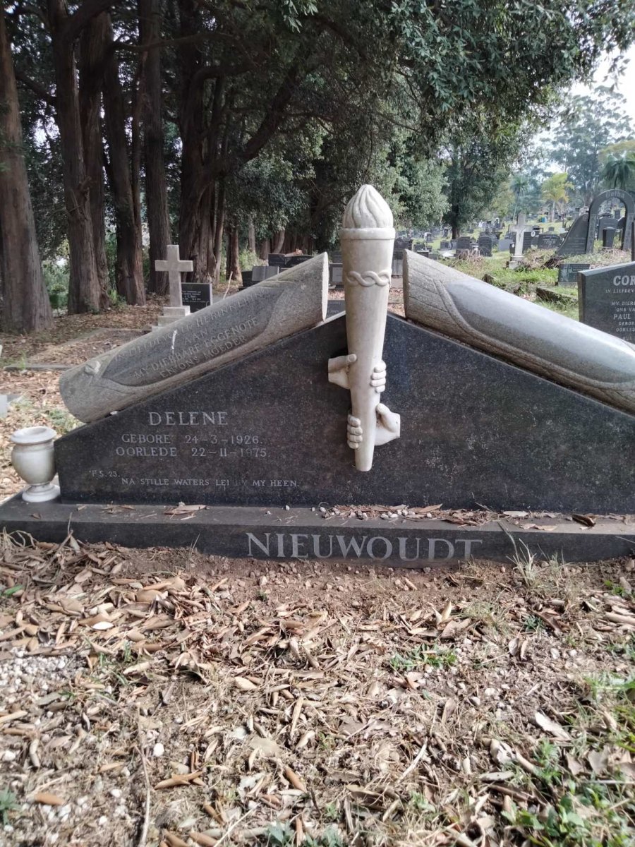NIEUWOUDT Delene 1926-1975