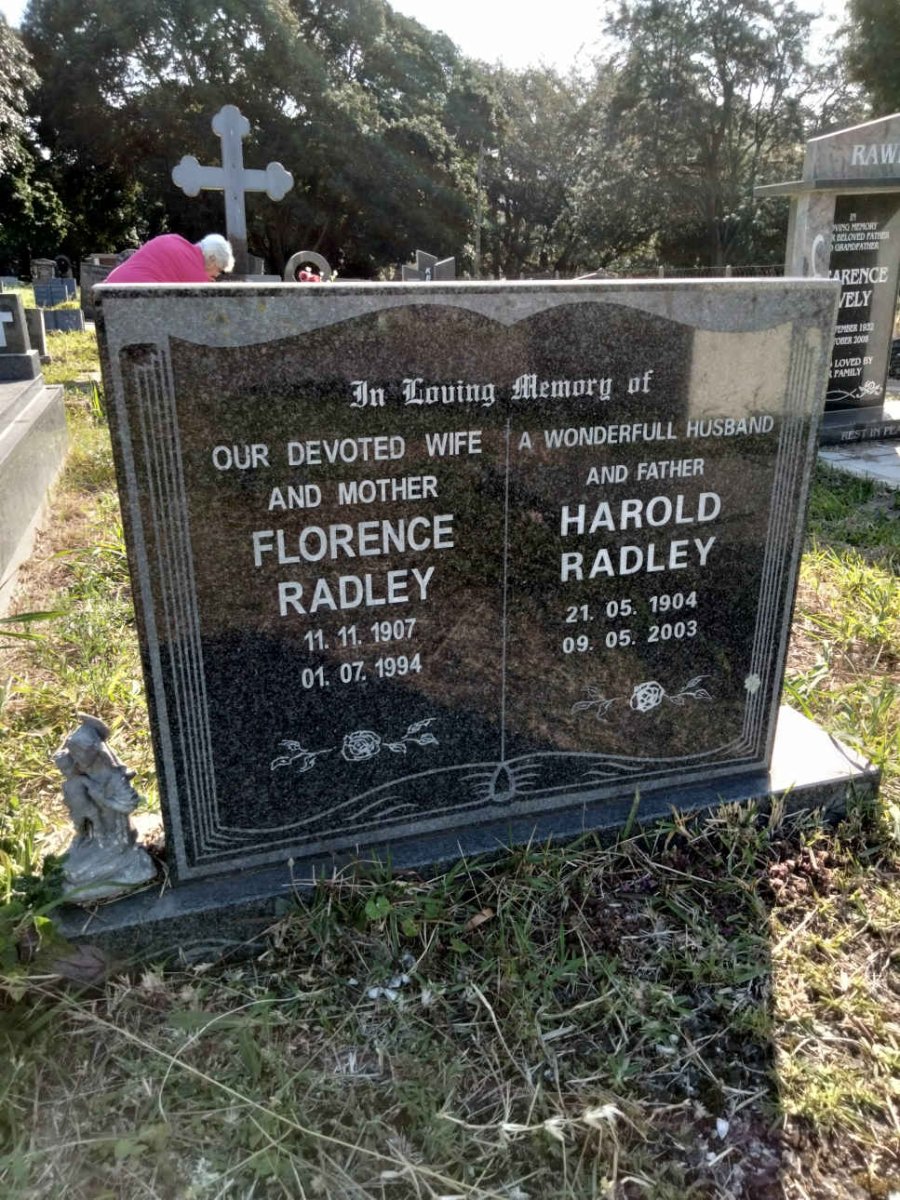 RADLEY Harold 1904-2003 &amp; Florence 1907-1994
