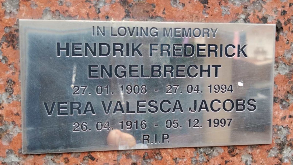 ENGELBRECHT Hendrik Frederick 1908-1994 :: JACOBS Vera Valesca 1916-1997