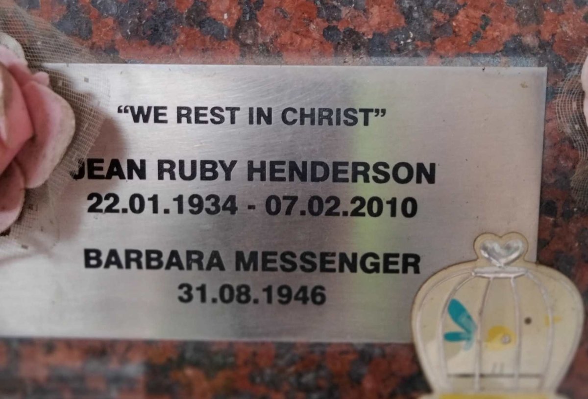 HENDERSON Jean Ruby 1934-2010 :: MESSENGER Barbara 1946