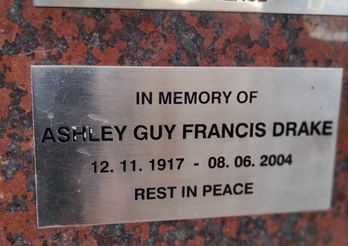 DRAKE Ashley Guy Francis 1917-2004