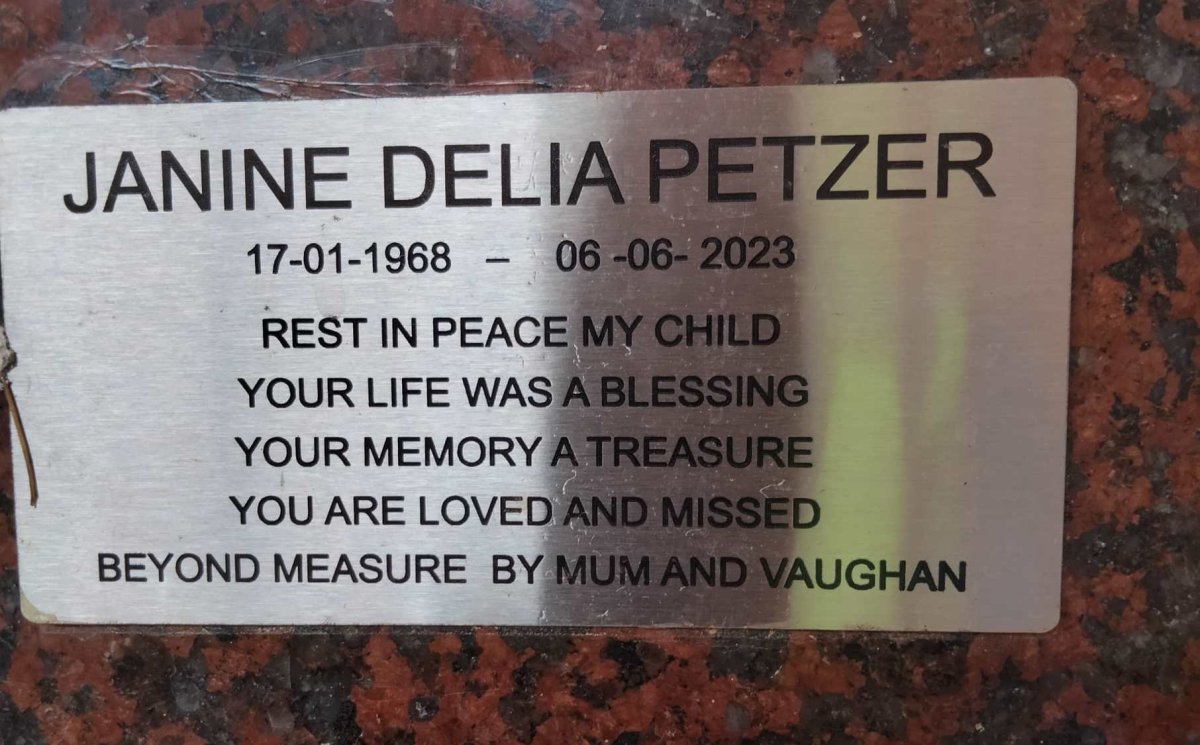PETZER Janine Delia 1968-2023