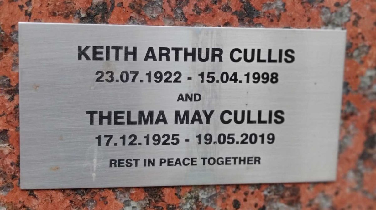 CULLIS Keith Arthur 1922-1998 & Thelma May 1925-2019