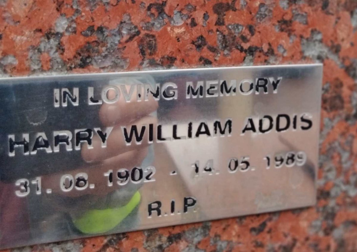 ADDIS Harry William 1902-1989