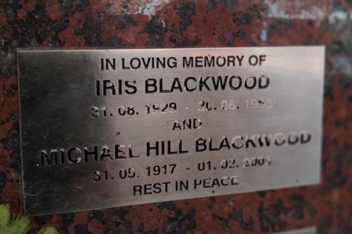 BLACKWOOD Michael Hill 1917-2003 & Iris 1929-1993 