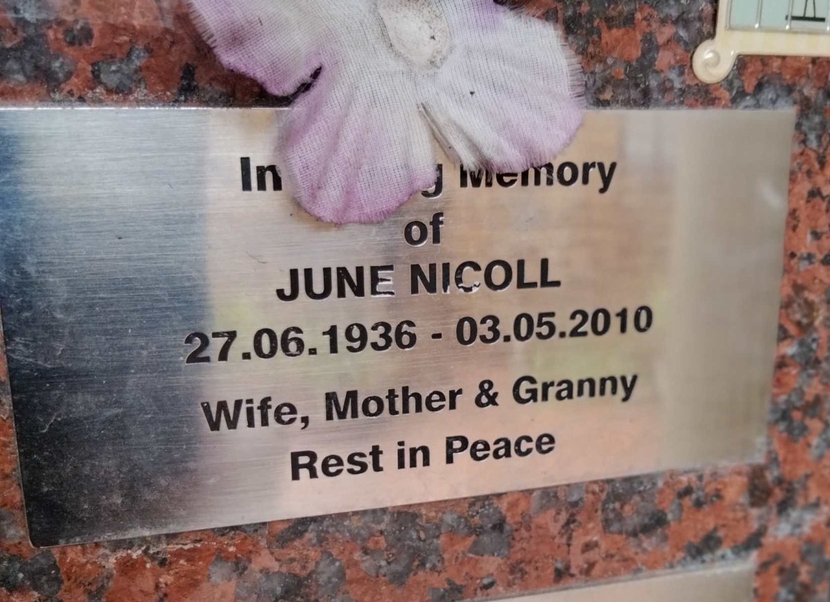 NICOLL June 1936-2010