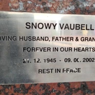 VAUBELL Snowy 1945-2002