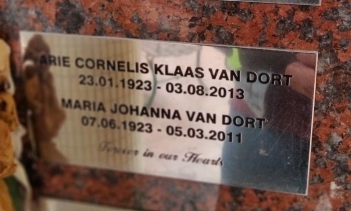 DORT Arie Cornelis Klaas, van 1923-2013 & Maria Johanna 1923-2011