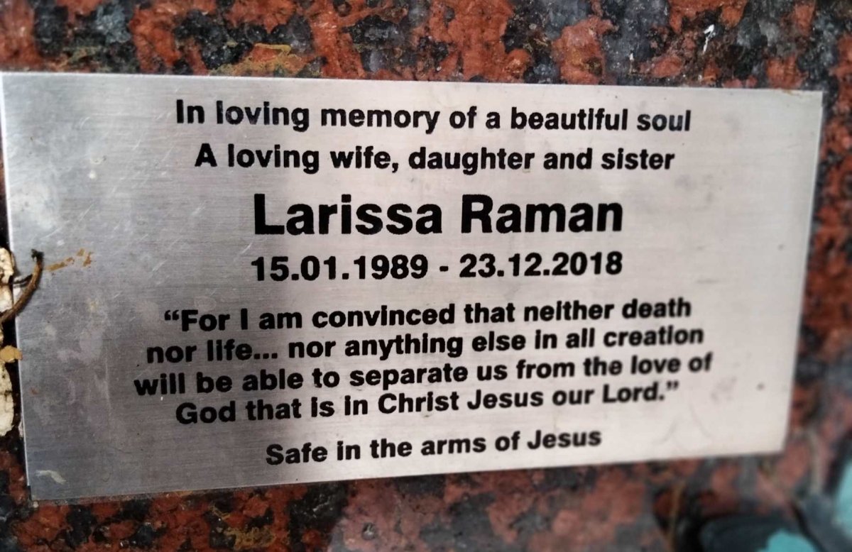 RAMAN Larissa 1989-2018