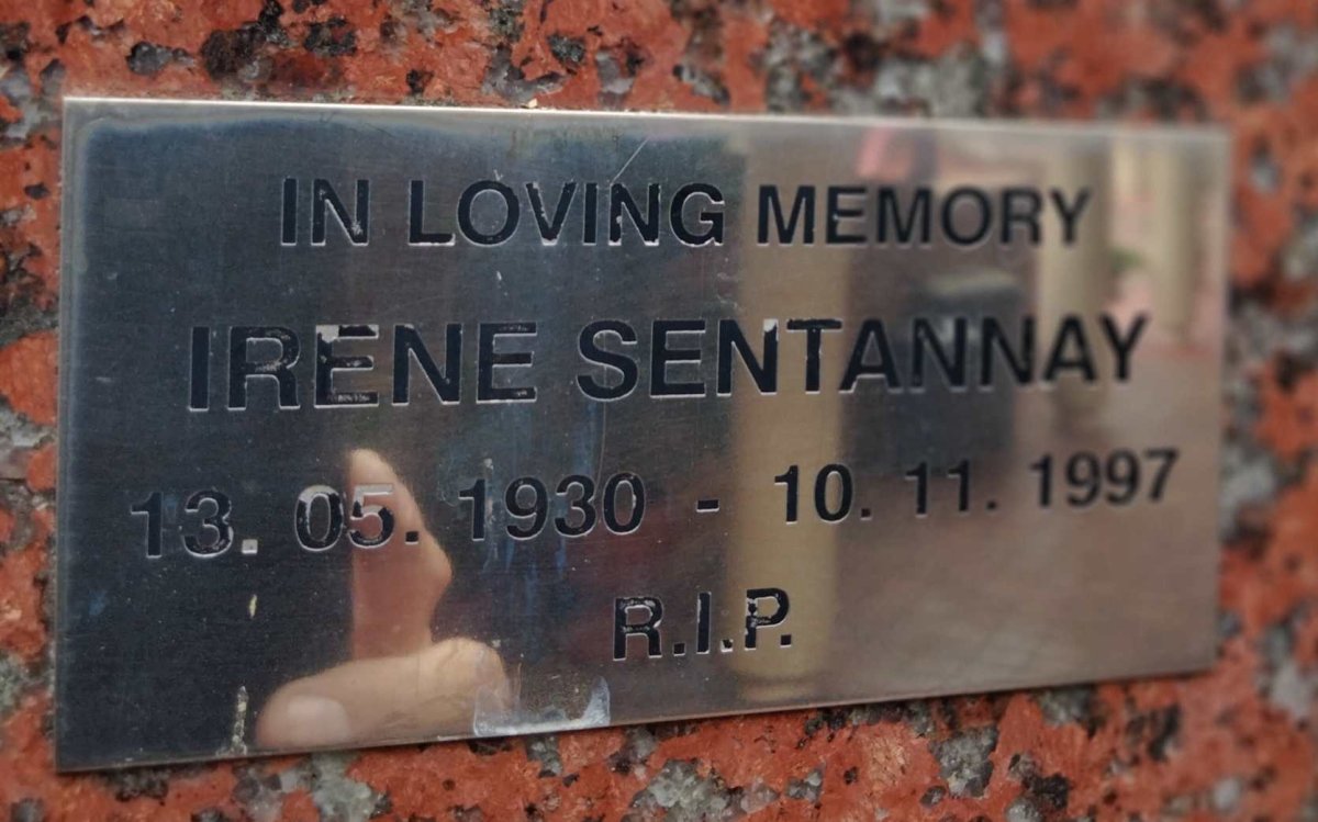 SENTANNAY Irene 1930-1997