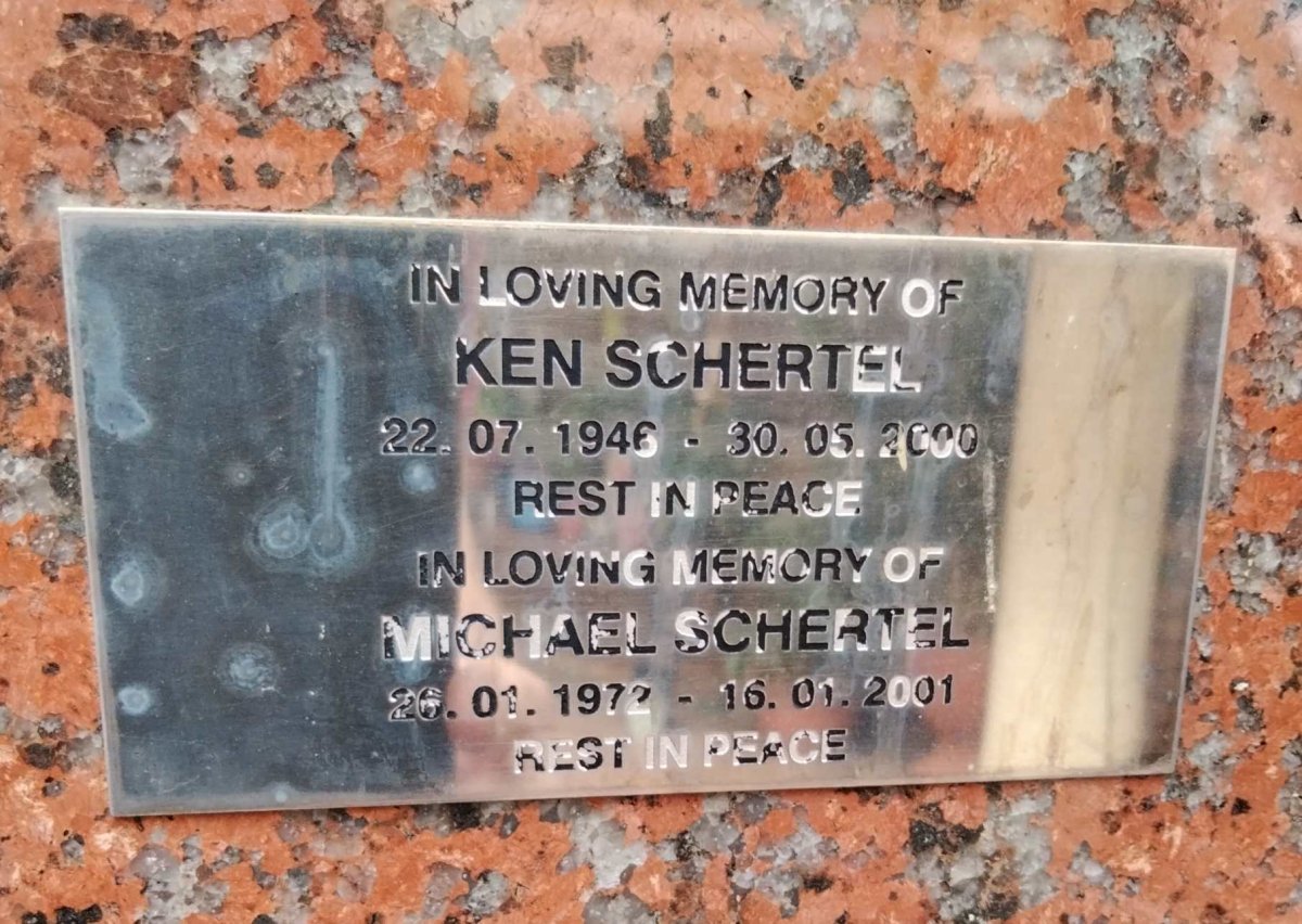 SCHERTEL Ken 1946-2000 :: SCHERTEL Michael 1972-2001