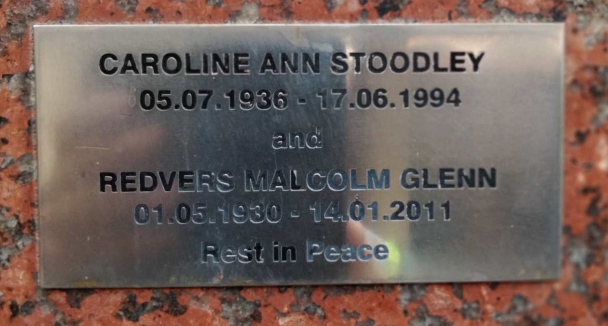 GLENN Redvers Malcolm 1930-2011 & Caroline Anne STOODLEY 1936-1994