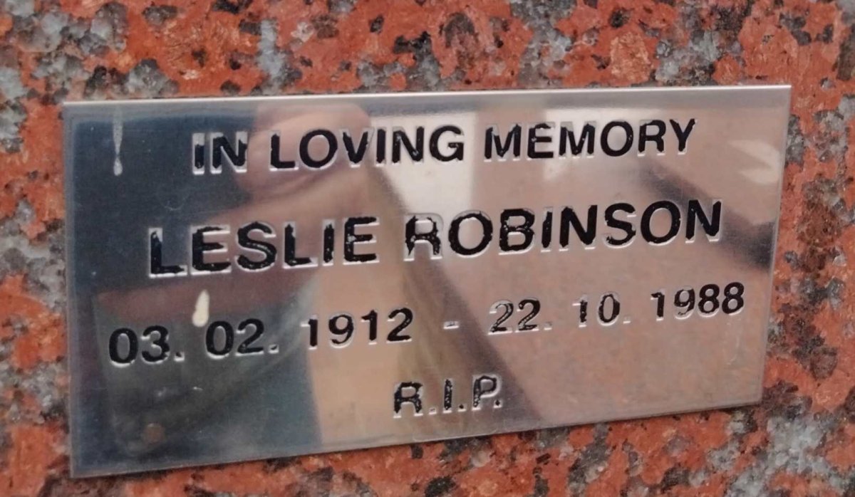 ROBINSON Leslie 1912-1988