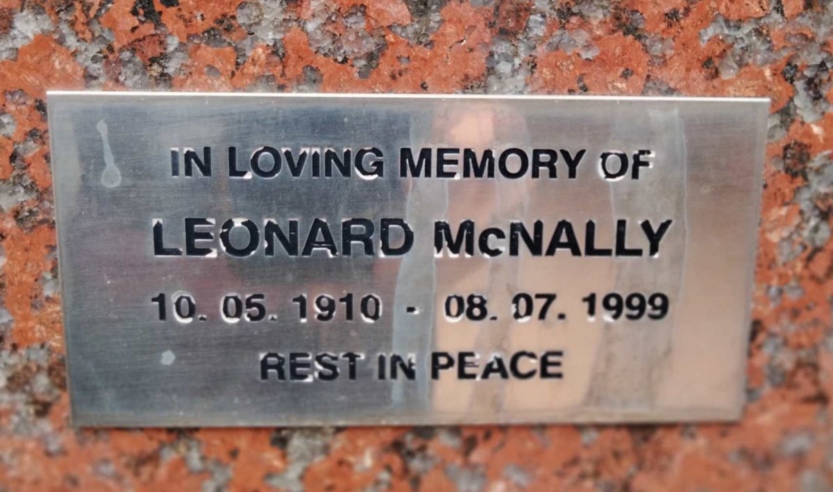 MCNALLY Leonard 1910-1999