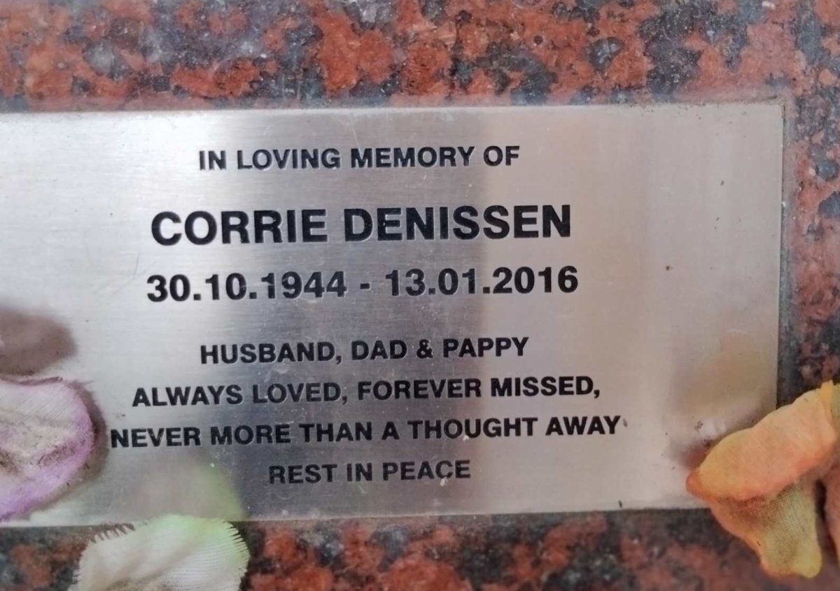 DENISSEN Corrie 1944-2016