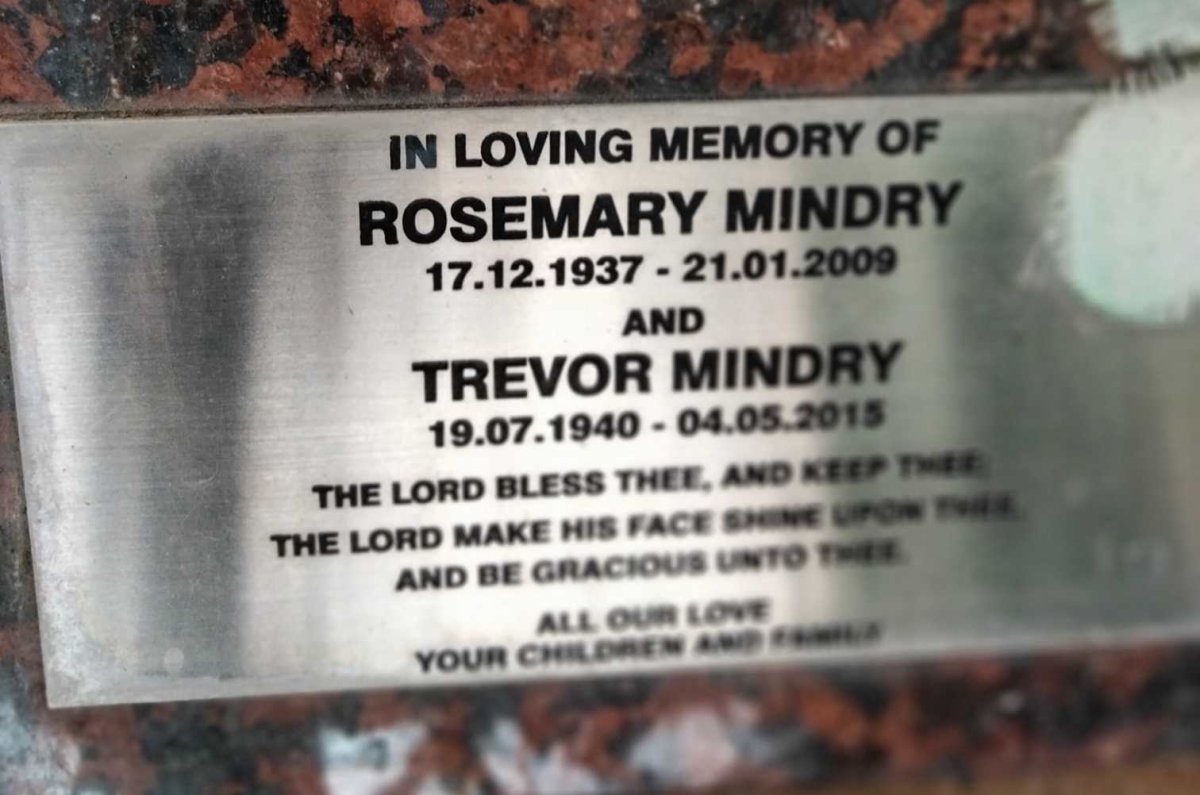 MINDRY Trevor 1940-2015 & Rosemary 1937-2009