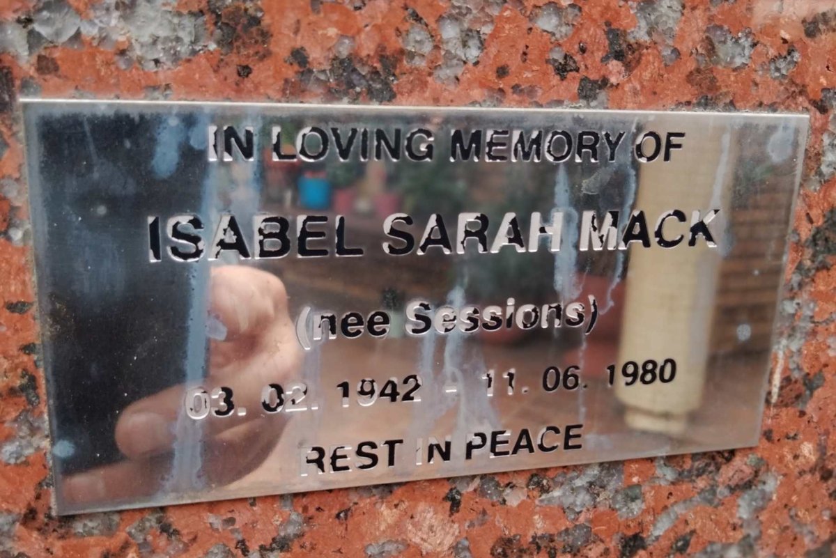 MACK Isabel Sarah nee SESSIONS 1942-1980