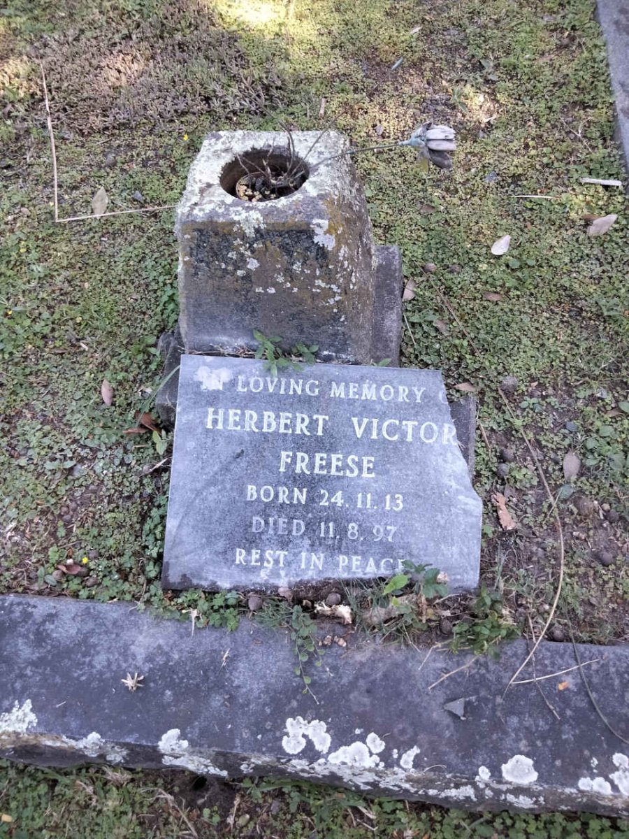 FREESE Herbert Victor 1913-1997
