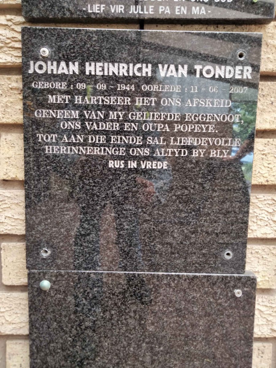 TONDER Johan Heinrich, van 1944-2007