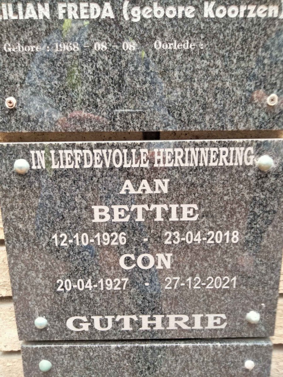 GUTHRIE Con 1927-2021 &amp; Bettie 1926-2018