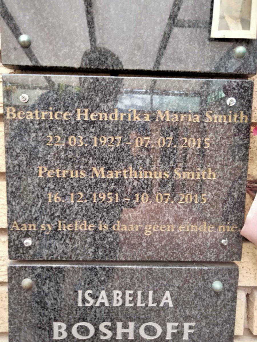 SMITH Petrus Marthinus 1951-2015 & Beatrice Hendrika Maria 1927-2015